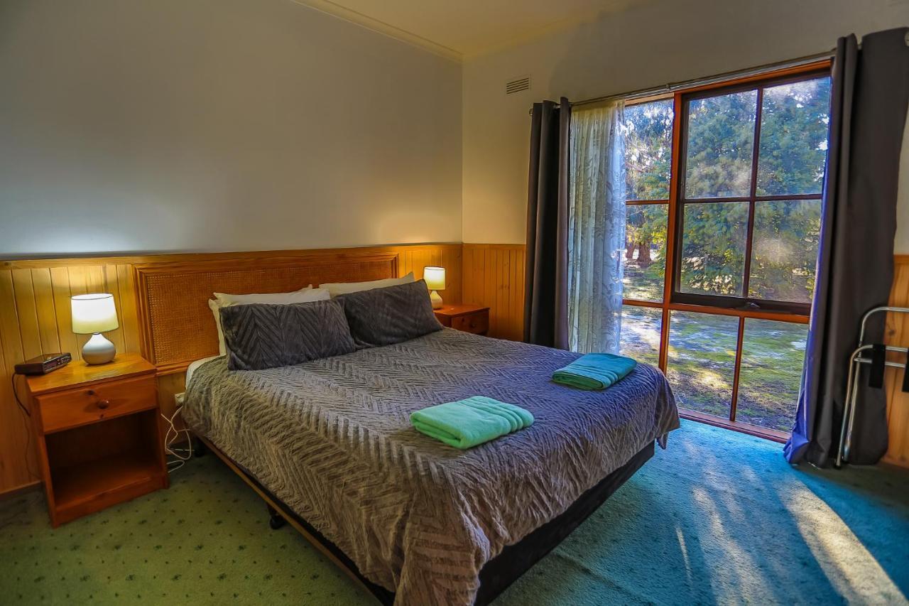 Mountain View Motor Inn & Holiday Lodges Halls Gap Εξωτερικό φωτογραφία